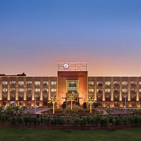 Ramada Encore By Wyndham Statue Of Unity Kevadia Buitenkant foto