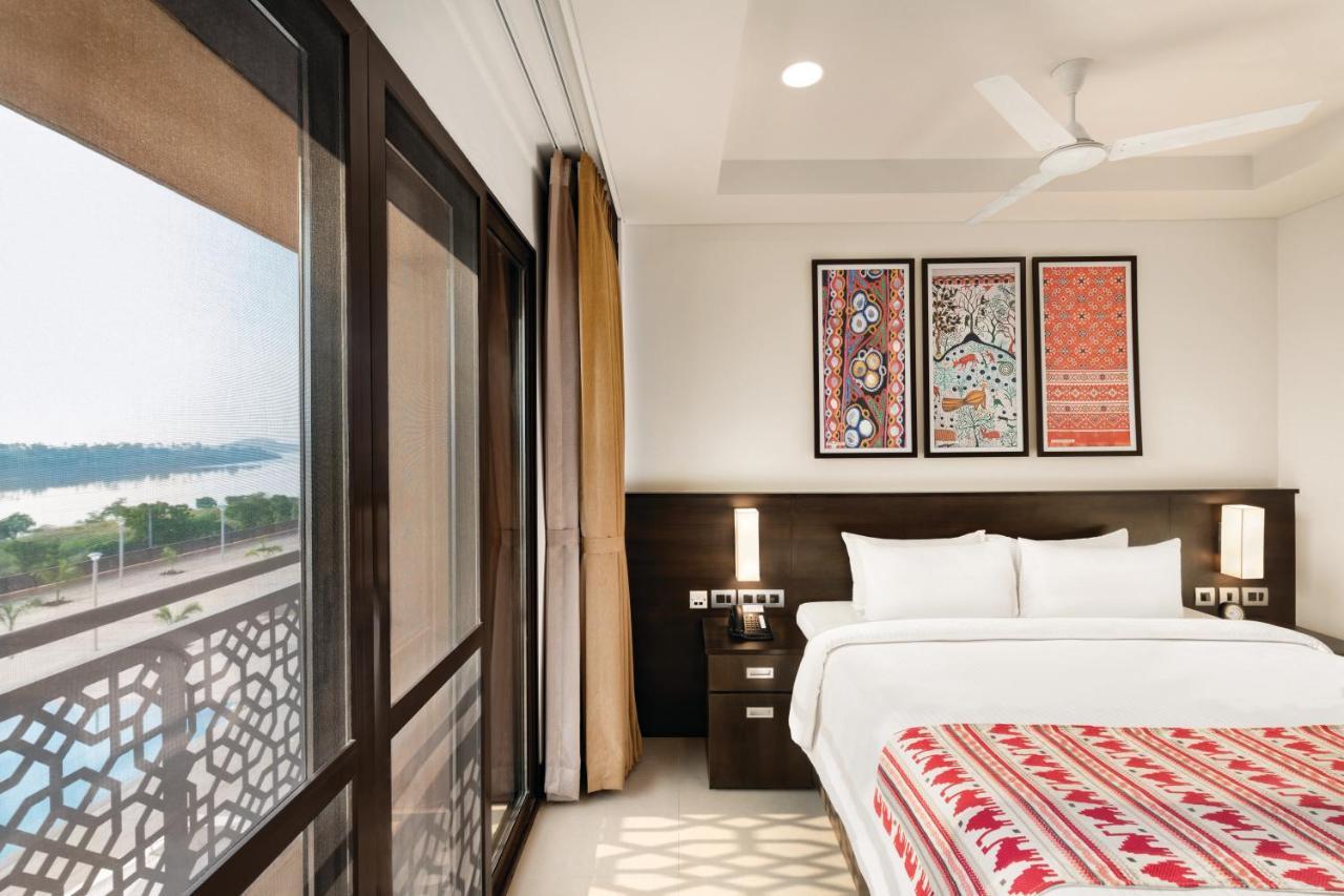 Ramada Encore By Wyndham Statue Of Unity Kevadia Buitenkant foto