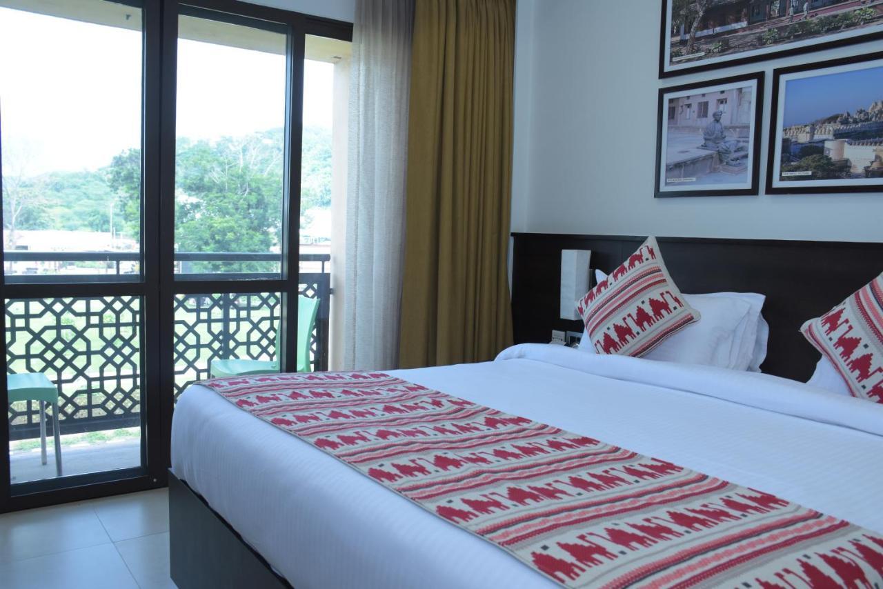 Ramada Encore By Wyndham Statue Of Unity Kevadia Buitenkant foto